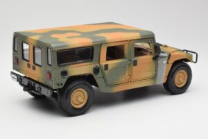 Hummer H1 Station Wagon Military Maisto 1:18 56049 Metal — billede 3 af 8