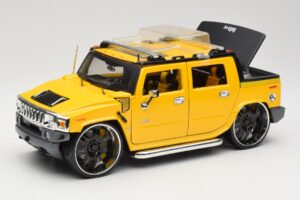 Hummer H2 SUT Concept Gul Maisto 1:18 31067 Metal
