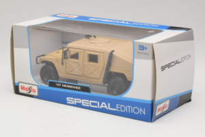 AM General Humvee Military Maisto 1:27 31974 Metal — billede 3 af 3