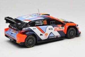 Hyundai i20 N Rally1 #11 T. Neuville / M. Wydaeghe Rally Japan WRC World Champion 2024 IXO 1:18 18RMC228 Metal — billede 2 af 6
