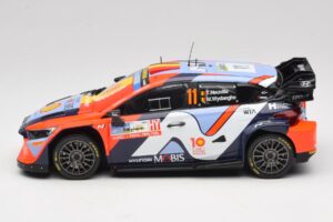 Hyundai i20 N Rally1 #11 T. Neuville / M. Wydaeghe Rally Japan WRC World Champion 2024 IXO 1:18 18RMC228 Metal — billede 3 af 6