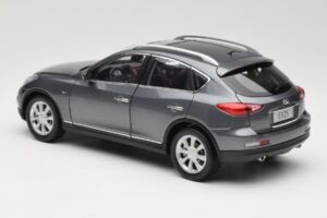 Infiniti EX25 J50 Grey Metallic Paudi 1:18 81L0049 Metal — billede 7 af 8