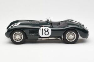 Jaguar C-Type #18 T. Rolt / D. Hamilton 24 Hours of Le Mans Winner 1953 CMC 1:18 M-195 Metal — billede 3 af 6