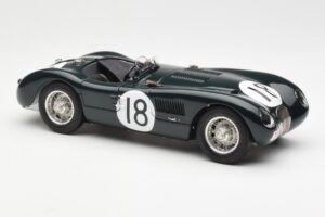 Jaguar C-Type #18 T. Rolt / D. Hamilton 24 Hours of Le Mans Winner 1953 CMC 1:18 M-195 Metal — billede 4 af 6