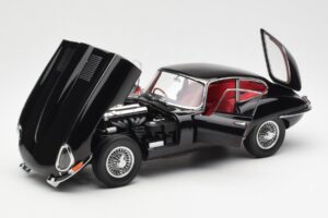 Jaguar E-Type 3.8 Series 1 Sort Kyosho 1:18 08954BK Metal — billede 2 af 8