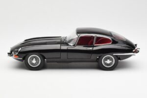Jaguar E-Type 3.8 Series 1 Sort Kyosho 1:18 08954BK Metal — billede 4 af 8