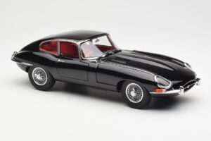 Jaguar E-Type 3.8 Series 1 Sort Kyosho 1:18 08954BK Metal — billede 6 af 8