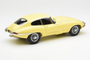 Jaguar E-Type 3.8 Series 1 Lys Gul Kyosho 1:18 08954LY Metal — billede 3 af 8
