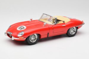Jaguar E-Type Cabriolet Rød Bburago 1:18 3016 Metal