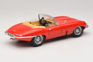 Jaguar E-Type Series 1 Cabriolet Rød Bburago 1:18 3038 Metal — billede 3 af 8