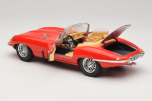 Jaguar E-Type Series 1 Cabriolet Rød Bburago 1:18 3038 Metal — billede 5 af 8
