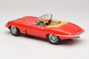 Jaguar E-Type Series 1 Cabriolet Rød Bburago 1:18 3038 Metal — billede 6 af 8