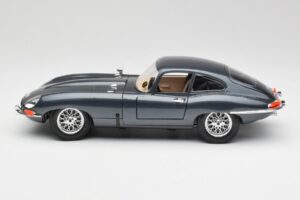 Jaguar E-Type Series 1 Grøn Bburago 1:18 3018-M1 Metal — billede 3 af 8