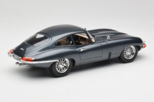 Jaguar E-Type Series 1 Grøn Bburago 1:18 3018-M1 Metal — billede 5 af 8