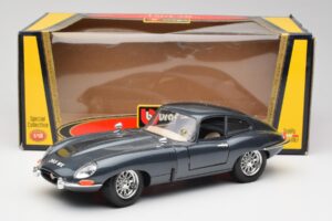 Jaguar E-Type Grå Bburago 1:18 30018 Metal — billede 8 af 8