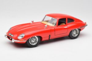 Jaguar E-Type Rød Bburago 1:18 3018 Metal