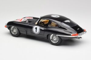 Jaguar E-Type Series 1 #1 British Racing Green Bburago 1:18 3018-M3 Metal — billede 7 af 8
