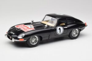 Jaguar E-Type Series 1 #1 British Racing Green Bburago 1:18 3018-M3 Metal