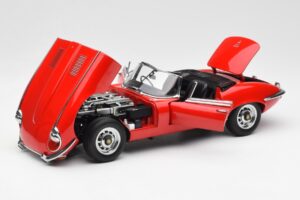 Jaguar E-Type Roadster Series III V12 Rød AUTOart 1:18 73523 Metal — billede 2 af 8