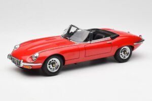 Jaguar E-Type Roadster Series III V12 Rød AUTOart 1:18 73523 Metal