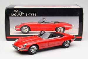 Jaguar E-Type Roadster Series III V12 Rød AUTOart 1:18 73523 Metal — billede 8 af 8