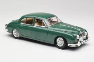 Jaguar Mk II British Racing Grøn Maisto 1:18 50287 Metal — billede 6 af 8