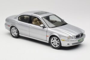 Jaguar X-Type Sølv Maisto 1:18 7271328 Metal — billede 6 af 8