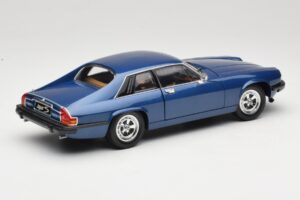 Jaguar XJ-S Blå Road Signature 1:18 92658 Metal — billede 3 af 8