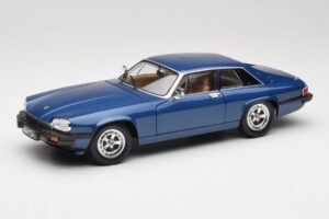 Jaguar XJ-S Blå Road Signature 1:18 92658 Metal