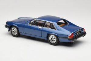 Jaguar XJ-S Blå Road Signature 1:18 92658 Metal — billede 7 af 8