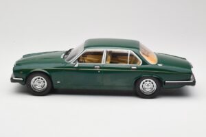 Jaguar XJ Series III Mørkegrøn MCG 1:18 MCG18175 Metal — billede 3 af 6