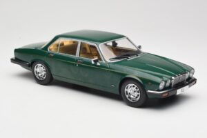 Jaguar XJ Series III Mørkegrøn MCG 1:18 MCG18175 Metal — billede 4 af 6