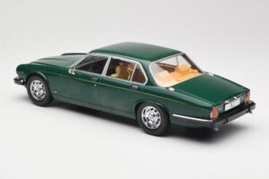 Jaguar XJ Series III Mørkegrøn MCG 1:18 MCG18175 Metal — billede 5 af 6