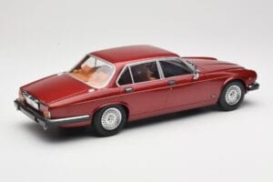 Jaguar XJ Series III Metallic Dark Red MCG 1:18 MCG18176 Metal — billede 2 af 6