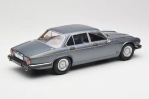 Jaguar XJ Series III Metallic Grey MCG 1:18 MCG18177 Metal — billede 2 af 6