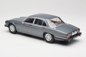 Jaguar XJ Series III Metallic Grey MCG 1:18 MCG18177 Metal — billede 5 af 6