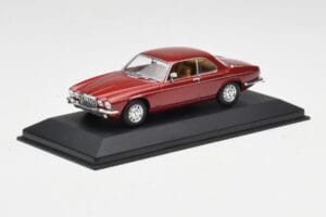 Jaguar XJ12 Coupe Regency Rød Minichamps 1:43 400130461 Metal — billede 2 af 4