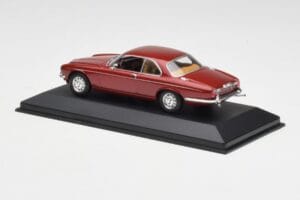 Jaguar XJ12 Coupe Regency Rød Minichamps 1:43 400130461 Metal — billede 3 af 4