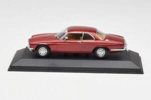 Jaguar XJ12 Coupe Regency Rød Minichamps 1:43 400130461 Metal