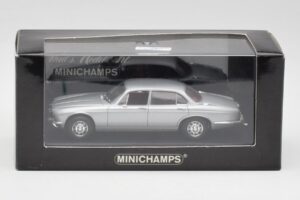 Jaguar XJ12 Series II Sølv Minichamps 1:43 400130401 Metal — billede 4 af 4