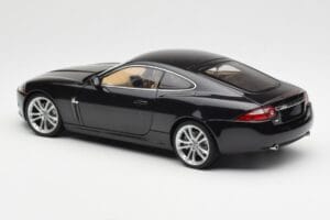 Jaguar XK-R X150 Midnight Sort AUTOart 1:18 73632 Metal — billede 7 af 8