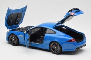 Jaguar XKR-S X150 French Racing Blå AUTOart 1:18 73641 Metal — billede 5 af 8
