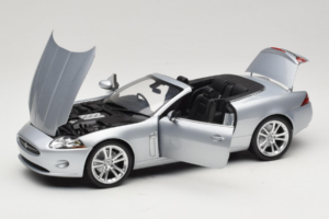Jaguar XK X150 Cabriolet Sølv Minichamps 1:18 150130531 Metal — billede 2 af 8