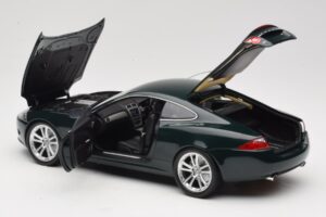 Jaguar XK X150 Coupe Grøn Minichamps 1:18 150130501 Metal — billede 5 af 8