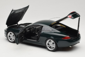 Jaguar XK X150 Grøn Minichamps 1:18 150130500 Metal — billede 5 af 8