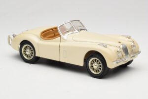 Jaguar XK120 Hvid Eduscho 1:18 7482-1HTH Metal — billede 6 af 8