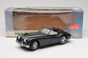 Jaguar XK140 Drophead Coupe Sort Sun Star 1:18 2802 Metal — billede 8 af 8