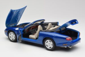 Jaguar XK8 X100 Cabriolet Azure Blå Maisto 1:18 50286 Metal — billede 5 af 8