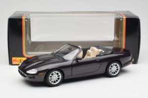 Jaguar XKR X100 Cabriolet Grå Maisto 1:18 50331 Metal — billede 8 af 8