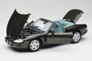 Jaguar XKR X100 Cabriolet Grøn Maisto 1:18 37800-M1 Metal — billede 2 af 8